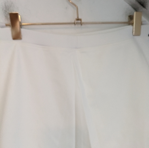 WEWOREWHAT Optic White Pull-on Built-Shorts Active Tennis Skort NEW Size M - Picture 4 of 9